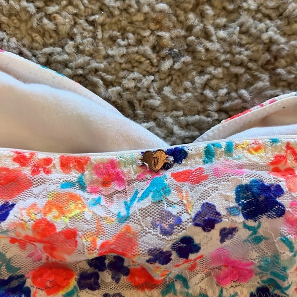 PINK Neon Floral Lace Medium Bandeau - Picture 2 of 5